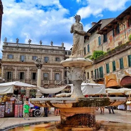 300m Fair - Ruffoni House 3 Bedrooms 3 Bath *