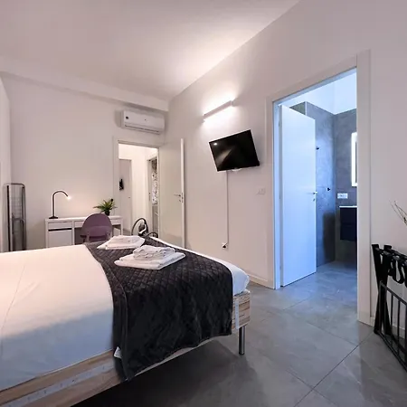 300m Fair - Ruffoni House 3 Bedrooms 3 Bath