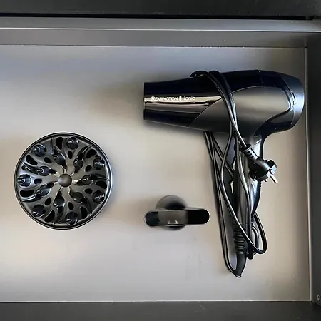 300m Fair - Ruffoni House 3 Bedrooms 3 Bath Verona