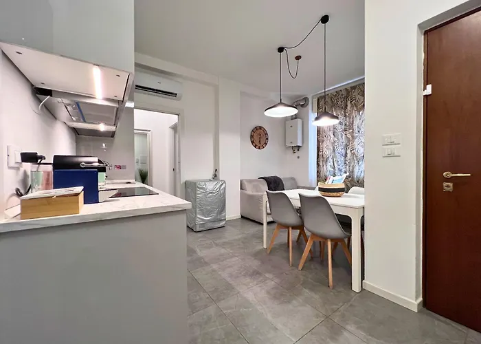 Apartamento 300m Fair - Ruffoni House 3 Bedrooms 3 Bath *