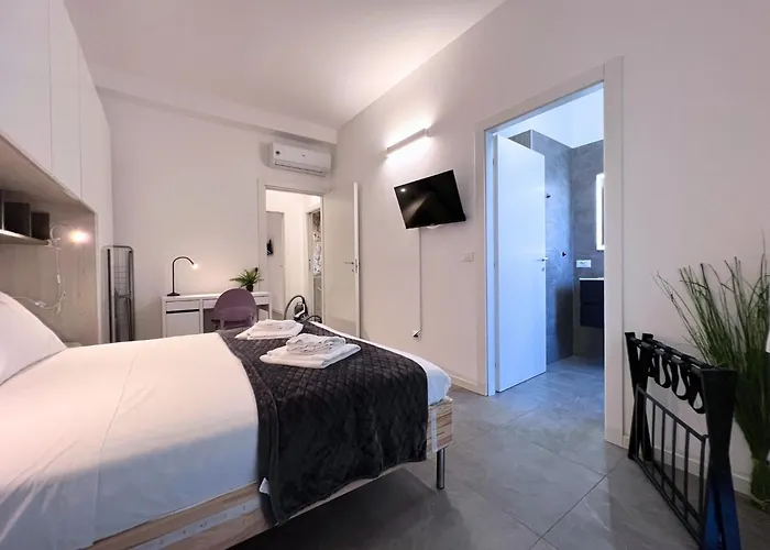 300m Fair - Ruffoni House 3 Bedrooms 3 Bath