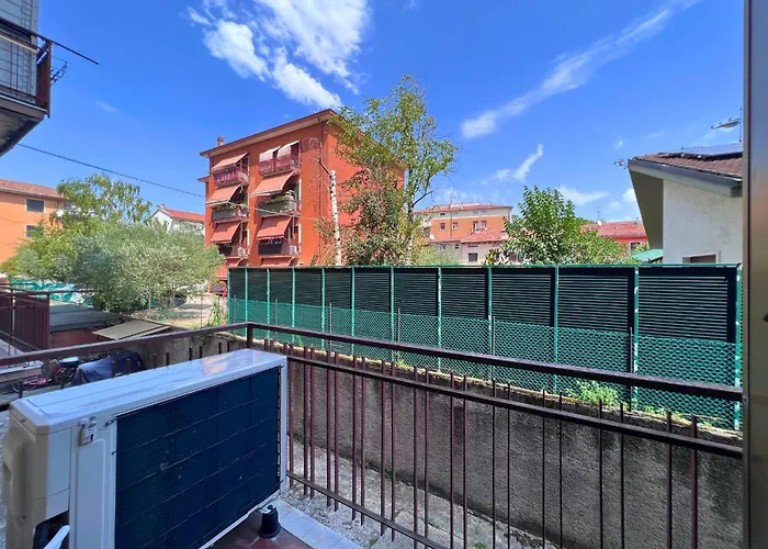 300m Fair - Ruffoni House 3 Bedrooms 3 Bath * Verona